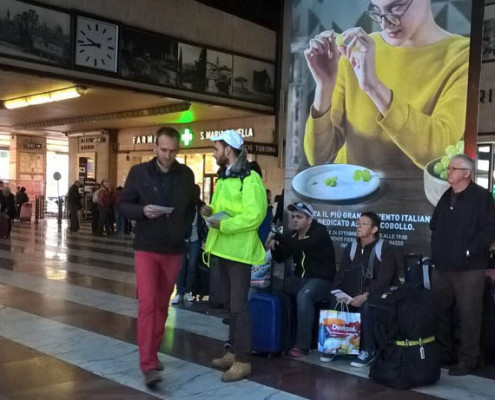 Guerrilla Marketing Firenze Arkmedia Poste Italiane Italiafil